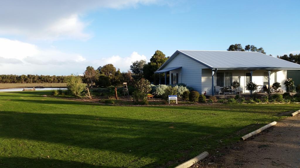 Linger Longer Cottages Port Elliot Exterior foto