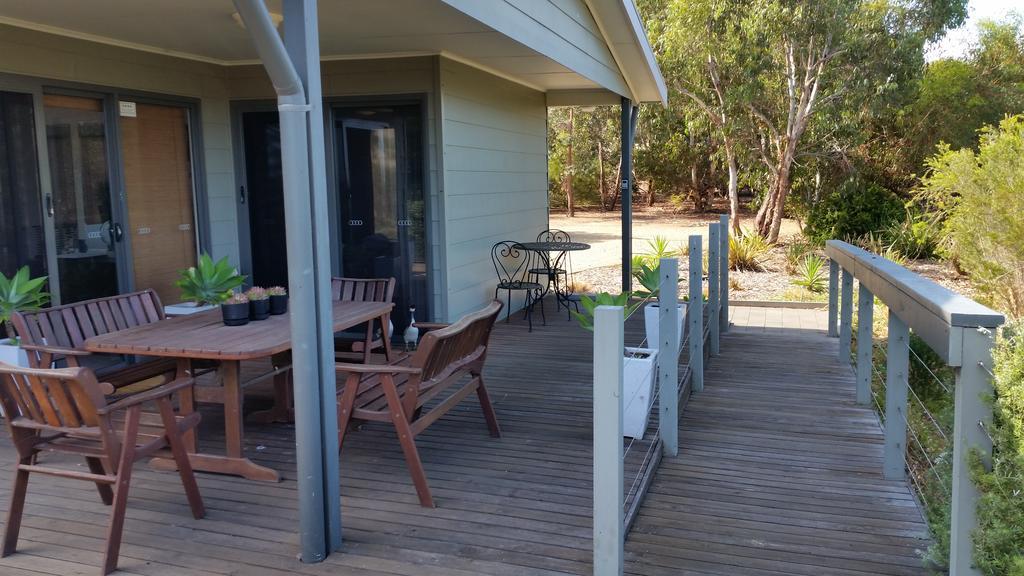 Linger Longer Cottages Port Elliot Exterior foto
